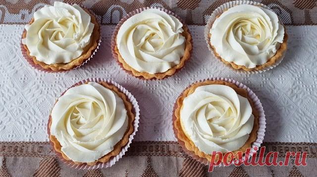 Великолепный нежный творожно-сливочный крем для прослаивания и украшения тортов