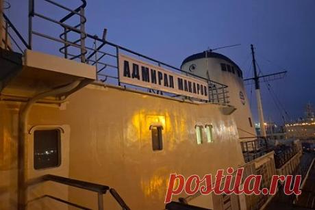 В морском порту Петербурга произошел пожар на ледоколе