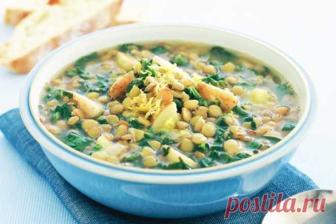 Lemon, lentil and spinach soup