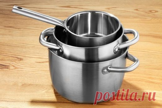 КАК УХАЖИВАТЬ ЗА ПОСУДОЙ ИЗ НЕРЖАВЕЮЩЕЙ СТАЛИ 

 

Наряду с чугуном в последние годы широкое распространение получила посуда из нержавеющей стали. В сравнении с посудой из других материалов блестящая посуда из «нержавейки» имеет ряд преимуществ. …