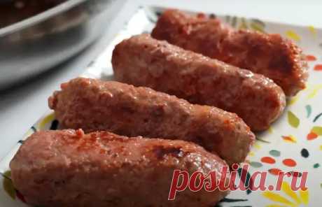 Идеальная замена скучным котлетам: удивительно простой рецепт колбасок из фарша для праздника и будней - В кастрюльке - Медиаплатформа МирТесен