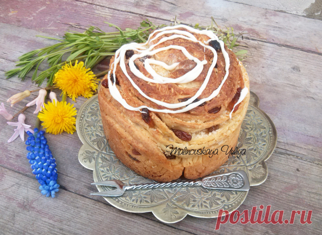" Роза " из дрожжевого слоеного теста с изюмом!