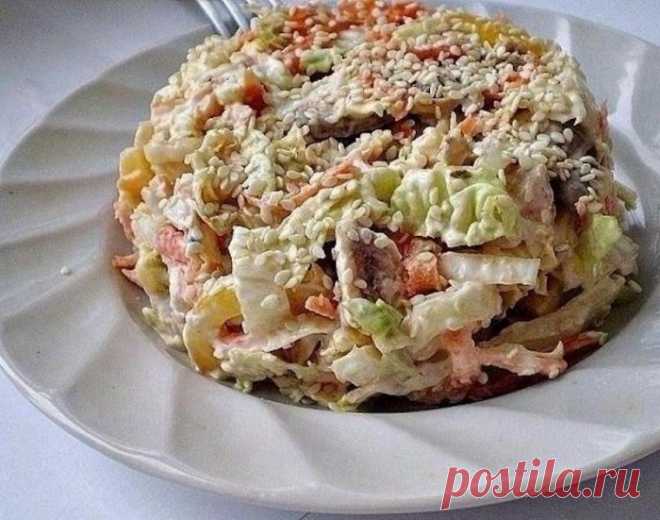 Салат с пекинской капустой «Переполох» — Любимый рецепт моей дочери! Не рецепт, а сказка! Приятного аппетита!