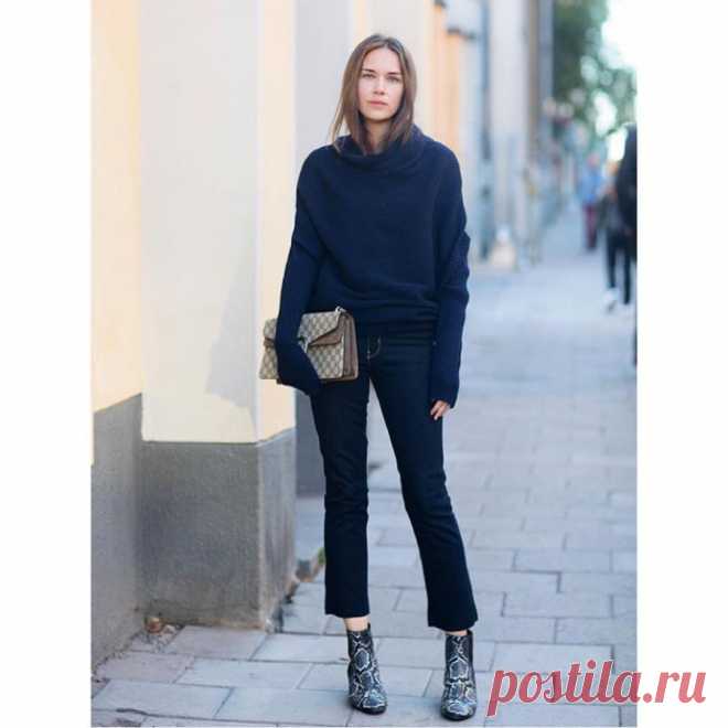 Публикация Designers Remix в Instagram • Сен 21 2016 в 2:45 UTC 413 отметок «Нравится», 7 комментариев — Designers Remix (@designersremix) в Instagram: «Simple and so chic! We love the styling of the Ribly Short by the Scandi-cool @carolineblomst 👌🏼…»