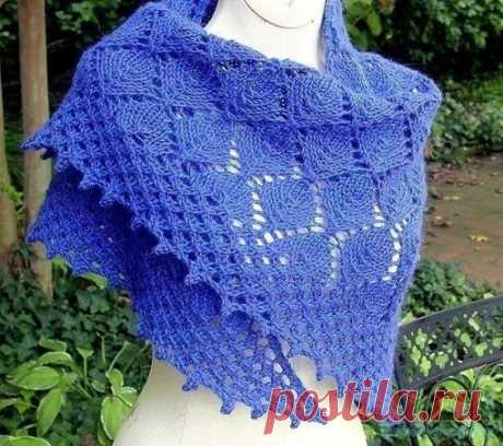 Описание вязания шали спицами
Понадобится:

150 г. или 330 м. пряжи средней толщины

Показать полностью…