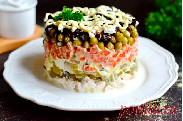 «Прага» – классический салат эпохи СССР (по-моему, он вкуснее «Оливье»)