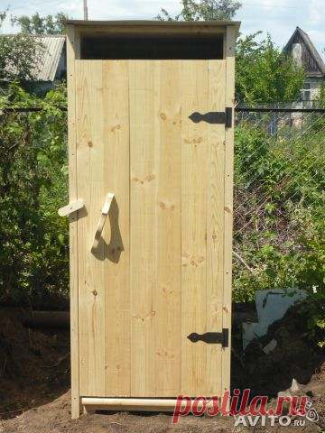 Дачный туалет изготавливаем туалеты, материал - дерево, сосна, строганая, фальцованная. крыша метал оцинковка, внутри стульчак. смотрите фото. есть в наличии.