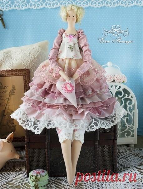 Шьём интерьерную куклу Тильду
