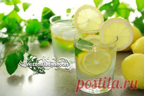 5 ПРИЧИН НАЧАТЬ ДЕНЬ СО СТАКАНА ВОДЫ С ДОЛЬКОЙ ЛИМОНА

Результат не заставит себя ждать!