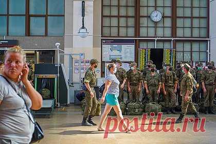 В Генштабе ответили на вопрос о привлечении срочников к СВО. Солдат-срочников, которых призовут в рамках осенней призывной кампании, не будут привлекать к участию в специальной военной операции России на Украине (СВО). Об этом заявил заместитель начальника Главного организационно-мобилизационного управления (ГОМУ) Генерального штаба ВС России контр-адмирал Владимир Цимлянский.