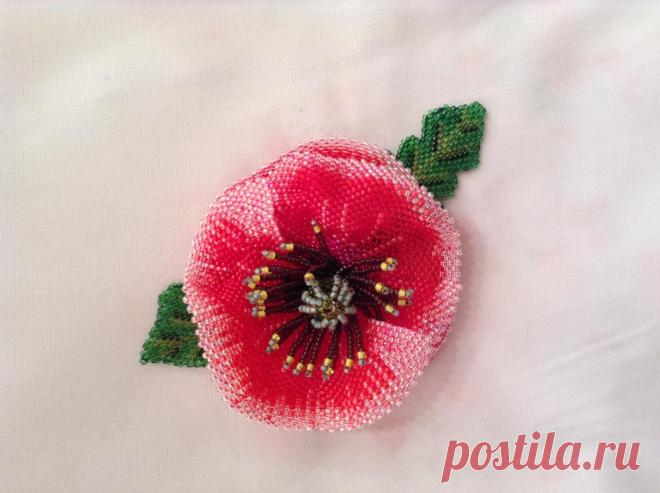 Брошь Мак"Пламя во люду" | biser.info - всё о бисере и бисерном творчестве