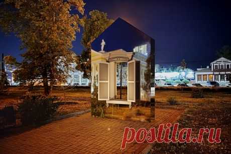 В Челябинске из столетних наличников сделают арт-объекты. В центре Челябинска решили установить арт-объекты, созданные из столетних наличников. Проектом занимаются организаторы Том Сойер Феста, сообщает «Первое Областное». Они предложили сделать специальные остановки и домики-павильоны, чтобы украсить их старинными резными украшениями. У волонтеров есть около 14 наличников.