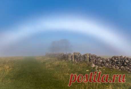 Cloud bow on mendips 5250 - Clickasnap - The world's largest, free to use, paid per view, image sharing platform