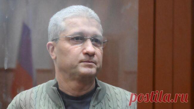 Суд по иску Генпрокуратуры изъял кольцо Graff у бывшей жены Тимура Иванова