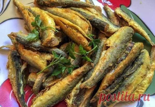 Жареная салака в панировке с куркумой и лемонграссом — ХОЗЯЮШКА24