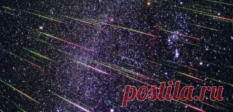 В ночь с 12 на 13 августа 2015 года россияне увидят метеоритный дождь :: Imenno.ru