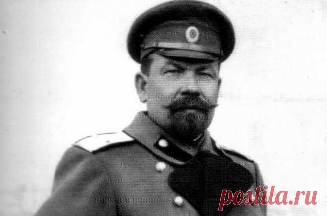 Мы не часто рассказываем вам о белогвардейцах. Больше о Красной Армии. Спешим исправиться.