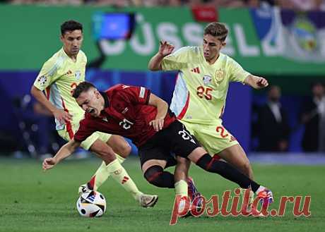 Сборная Испании обыграла Албанию в матче Евро-2024 | Bixol.Ru Завершился матч 3-го тура группового этапа чемпионата Европы — 2024 между сборными Албании и Испании. Команды играли на стадионе «Меркур Шпиль-Арена» в | Спорт: 49472