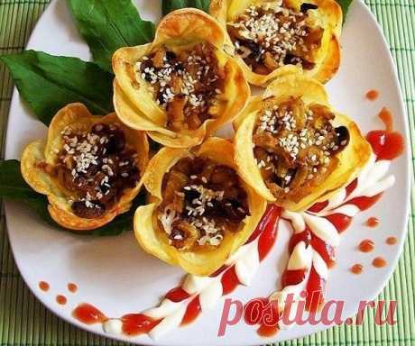 Картофельные цветочки-корзиночки с начинкой