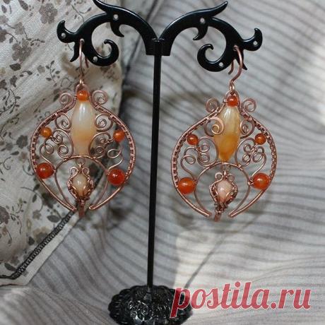 #серьги #медныеукрашения #украшенияручнойработы #ярмаркамастеров #скриняhandmade #скриня #авторскиеукрашения #cooperjewelry #cooperpendant #wirework #wirewrap