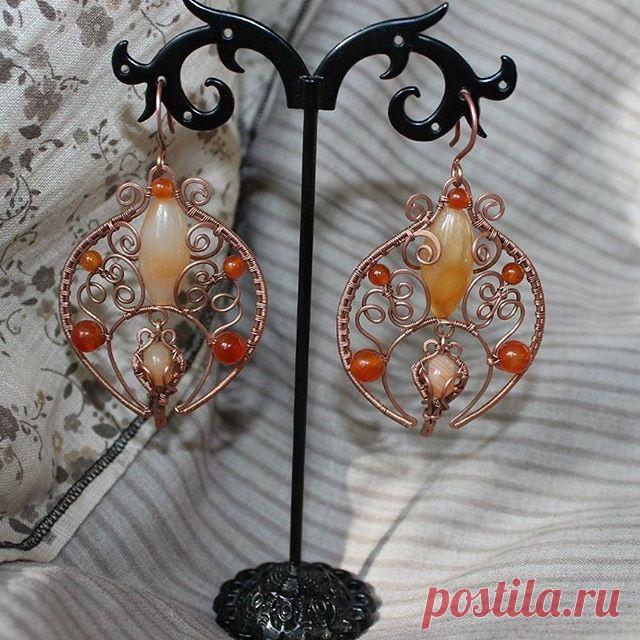 #серьги #медныеукрашения #украшенияручнойработы #ярмаркамастеров #скриняhandmade #скриня #авторскиеукрашения #cooperjewelry #cooperpendant #wirework #wirewrap