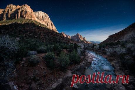 Зайон (национальный парк), Округ Вашингтон, Юта, США. / Экстремальный досуг