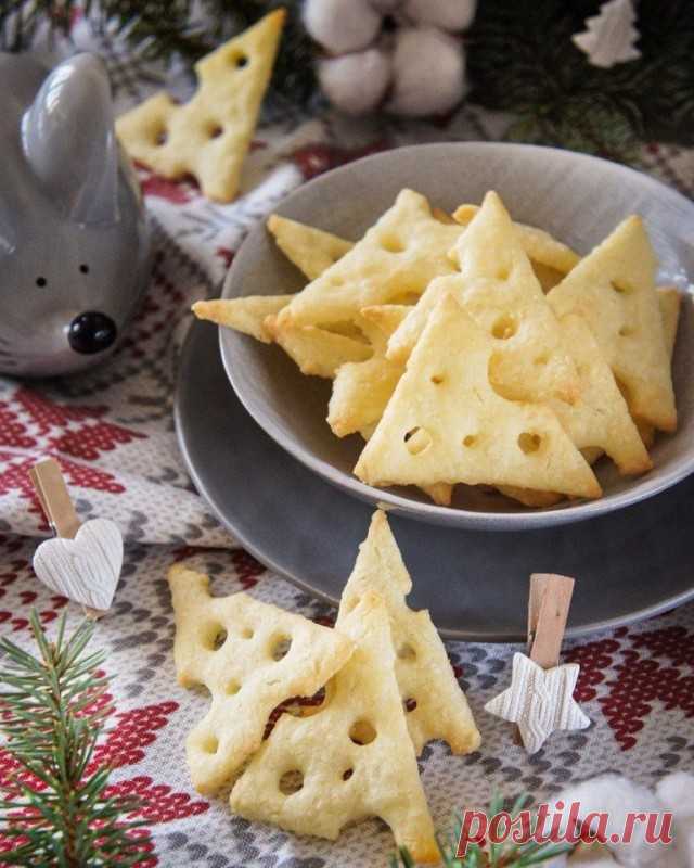 Хрустящие сырные КРЕКЕРЫ.