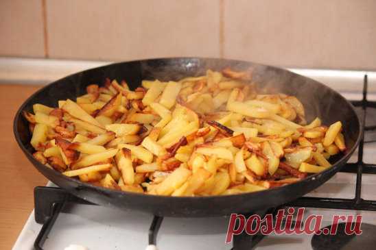 Жарим картошку правильно. С румяной корочкой.