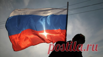 ВС России подняли триколор всех районах освобождённого Часова Яра. Российские десантники подняли триколор и флаг ВДВ во всех районах освобождённого Часова Яра в ДНР. Читать далее