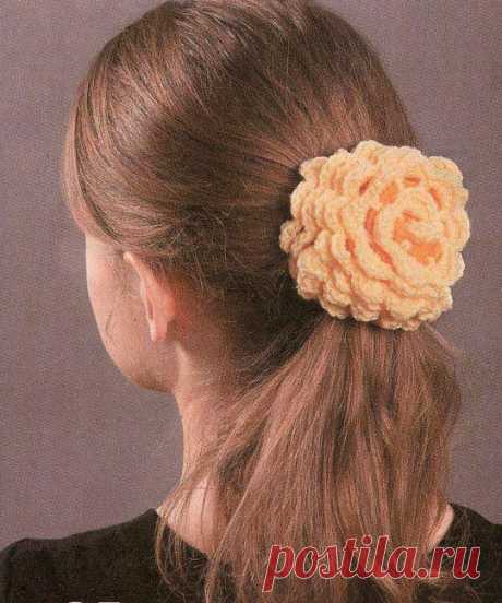 (1) {{Key chains &amp; Hair accessories }} - كروشــــيه و تـريكــــو حنـــــان