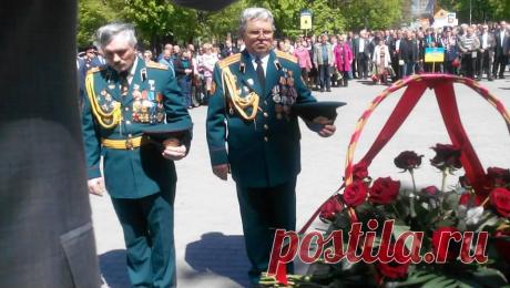 (2) Владимир Мотченов