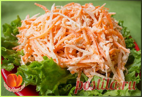 Вкусный салат с дайконом и соусом тахини