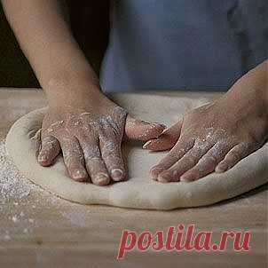 Тесто для пиццы.