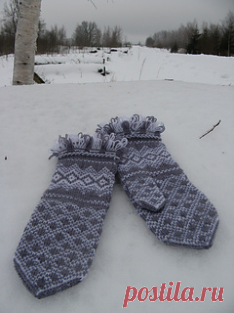 Ravelry: ONINA's Latvian mittens