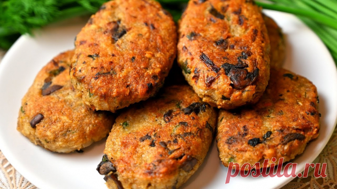 Вкуснющие котлет без грамма МясаА. Просто, но до чего же Вкусно! Мамины рецепты Овсяные котлеты! Готовятся эти котлеты без мяса, но говорю с уверенностью, что они вам очень понравятся! Просты в приготовлении, нежные, с ВКУСНЕЙШЕЙ аппетит...
