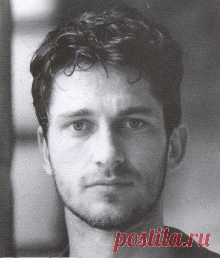 Юный Джерард Батлер. / Путь моды