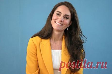 Подруга-актриса Меган Маркл грубо высмеяла Кейт Миддлтон в новом сериале. 40-летняя индийская актриса, победительница конкурса «Мисс мира-2000» и супруга певца Ника Джонаса Приянка Чопра, которая также является подругой Меган Маркл, высмеяла принцессу Уэльскую Кэтрин (урожденная Кейт Миддлтон) в новом сериале от Amazon «Цитадель». Героиня Чопры шпионка Надя Синх упоминает Миддлтон.