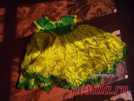 Платье связанное крючком для девочки. Работа Ирины