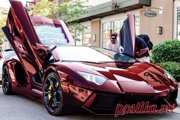 Lamborghini Aventador in Chrome Red / Интересное в IT