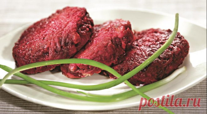 Безумно вкусные свекольные биточки с черносливом (можно в пост)