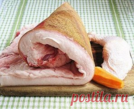 Рулет из домашнего сала.
