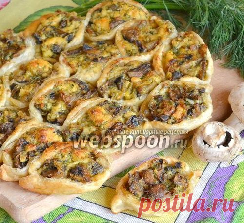 Пирог с грибами и сыром «Соты»