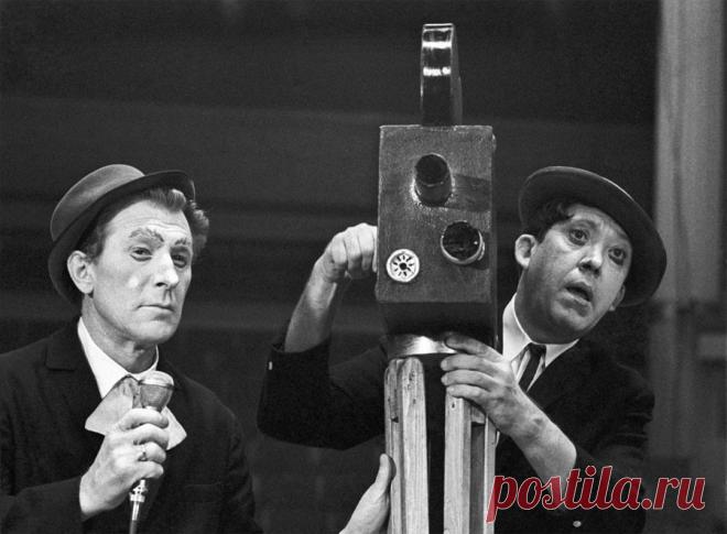 О военных подвигах и наградах Юрия Никулина написано немало. А вот про его партнера по арене Михаила Шуйдина вспоминают реже. Между тем Шуйдин сражался не менее отважно. В бою он получил такие страшные ожоги лица и рук, что неизвестно удалось бы ему стать артистом, если бы не мастерство медиков: