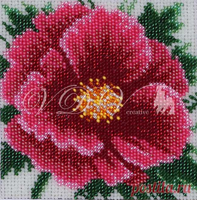 Ткань с цветной печатью для вышивки бисером 