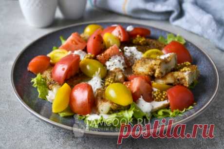 Салат с жареным сулугуни и курицей
