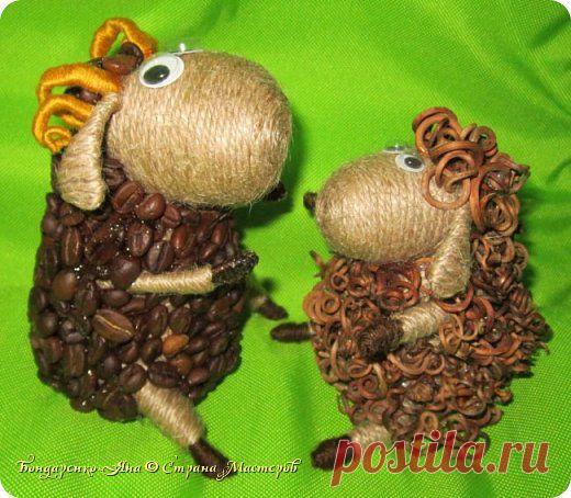 Барашек и овечка из джута, кофе и виноградной лозы