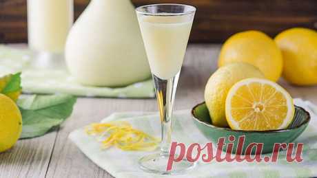 Кремовый Лимончелло (Crema di Limoncello) Рецепт кремового Лимончелло - лимонный ликер с молоком. Простой напиток с не простым вкусом.