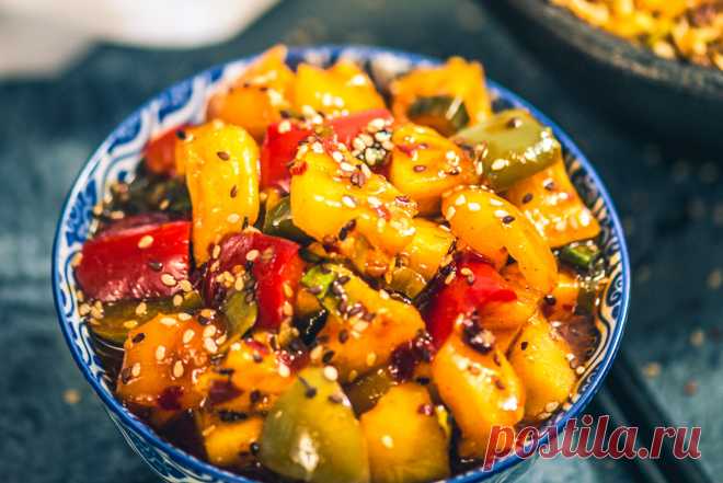 ЧУШКИ СЪС АНАНАС И СУСАМ -Sesame Pineapple Pepper Fry Recipe.