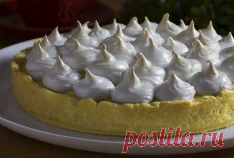 Лимонная меренга - рецепт с пошаговыми фото | ne-dieta Лимонная меренга - это пирог, состоящий из песочной основы, густого лимонного крема и воздушной белковой шапочки сверху. Предлагаю вам свой проверенный рецепт настоящей французской меренги.
