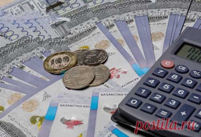 Атырауские учителя пока не получают 25% надбавку к заработной плате, которая должна начисляться с 1 января 2020 года. Об этом «АЖ» узнал от самих учителей.